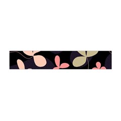 Elegant Floral Design Flano Scarf (mini)