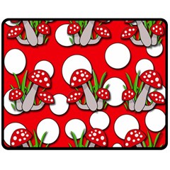 Mushrooms Pattern Fleece Blanket (medium) 