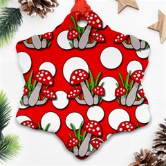 Mushrooms Pattern Ornament (snowflake) 