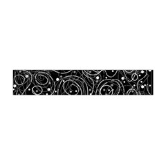 Black And White Magic Flano Scarf (mini)