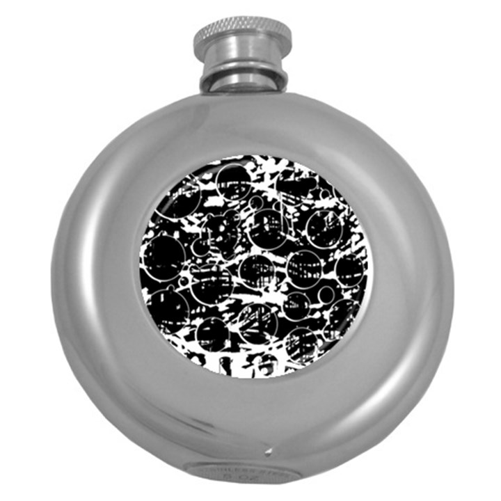 Black and white confusion Round Hip Flask (5 oz)