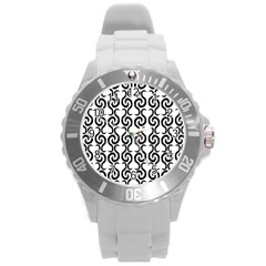 White And Black Elegant Pattern Round Plastic Sport Watch (l)