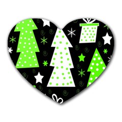 Green Playful Xmas Heart Mousepads