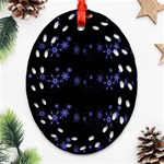 Xmas elegant blue snowflakes Ornament (Oval Filigree)  Front