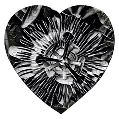 Black And White Passion Flower Passiflora  Jigsaw Puzzle (heart)