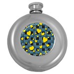 Love design Round Hip Flask (5 oz) Front