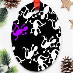 Purple Lizard  Ornament (oval) 