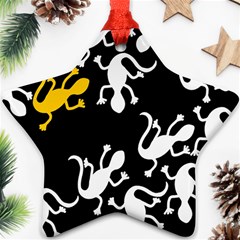 Yellow Lizard Pattern Ornament (star) 