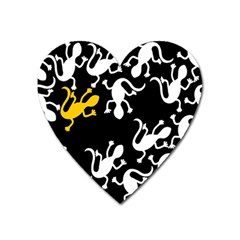 Yellow Lizard Pattern Heart Magnet