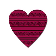 Red Barbwire Pattern Heart Magnet