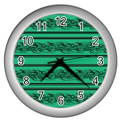 Green Barbwire Wall Clocks (silver) 