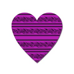 Magenta Barbwire Heart Magnet