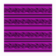 Magenta Barbwire Medium Glasses Cloth