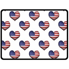 Usa Grunge Heart Shaped Flag Pattern Fleece Blanket (large) 