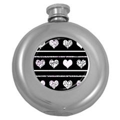 Elegant Harts Pattern Round Hip Flask (5 Oz)