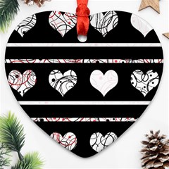 Elegant Harts Pattern Heart Ornament (2 Sides)