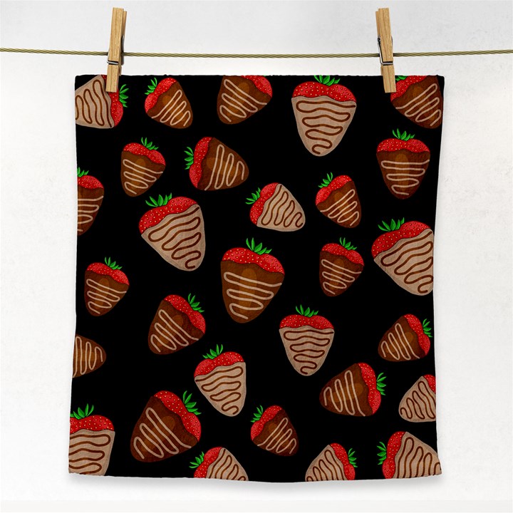 Chocolate strawberries pattern Face Towel