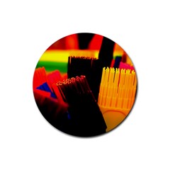 Plastic Brush Color Yellow Red Rubber Coaster (Round) 