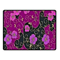 Floral Pattern Background Fleece Blanket (small)