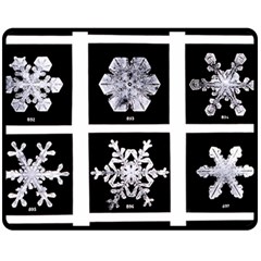 Snowflakes Exemplifies Emergence In A Physical System Fleece Blanket (medium) 