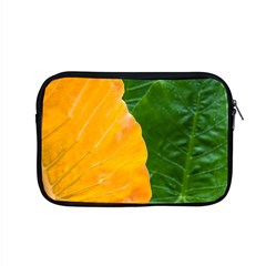 Wet Yellow And Green Leaves Abstract Pattern Apple Macbook Pro 15  Zipper Case