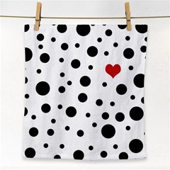 Dots And Hart Face Towel by Valentinaart