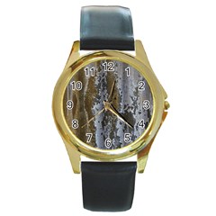 Grunge Rust Old Wall Metal Texture Round Gold Metal Watch by Amaryn4rt