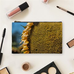 Sunflower Bright Close Up Color Disk Florets Cosmetic Bag (medium)  by Amaryn4rt