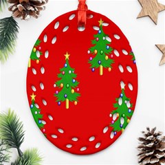 Christmas Trees Ornament (oval Filigree) by Nexatart