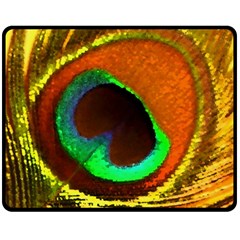 Peacock Feather Eye Fleece Blanket (Medium) 