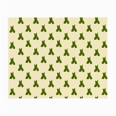 Leaf Pattern Green Wallpaper Tea Small Glasses Cloth by Nexatart