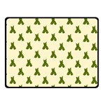 Leaf Pattern Green Wallpaper Tea Fleece Blanket (Small) 50 x40  Blanket Front