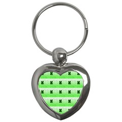 Shamrock Pattern Background Key Chains (Heart) 