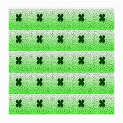 Shamrock Pattern Background Medium Glasses Cloth