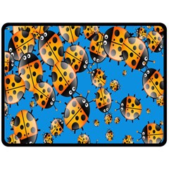 Cartoon Ladybug Fleece Blanket (Large) 