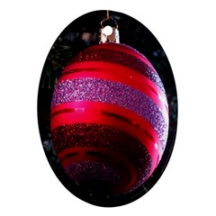 Glass Ball Decorated Beautiful Red Oval Ornament (two Sides)