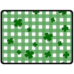 Clover Pattern Double Sided Fleece Blanket (large) 