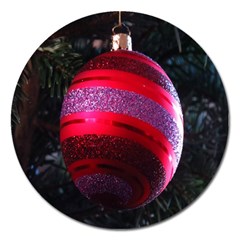 Glass Ball Decorated Beautiful Red Magnet 5  (round) by Nexatart