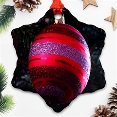 Glass Ball Decorated Beautiful Red Ornament (snowflake) by Nexatart