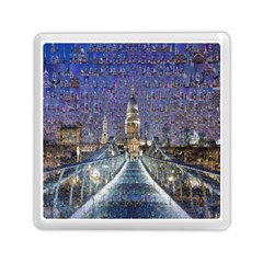 London Travel Memory Card Reader (square) 