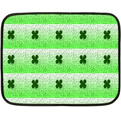 Shamrock Pattern Fleece Blanket (Mini)