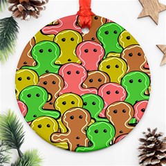 Sweet Dessert Food Gingerbread Men Ornament (round) by Nexatart