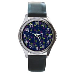 Vintage Unique Pattern Round Metal Watch by Simbadda