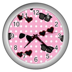 Pisunglass Tech Pink Pattern Wall Clocks (Silver) 