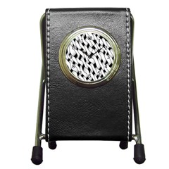 Black And White Pattern Pen Holder Desk Clocks