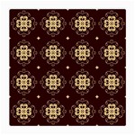 Seamless Ornament Symmetry Lines Medium Glasses Cloth Front