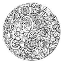 These Flowers Need Colour! Magnet 5  (round)