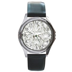 Pattern Motif Decor Round Metal Watch by Simbadda