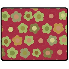 Floral Pattern Fleece Blanket (medium) 