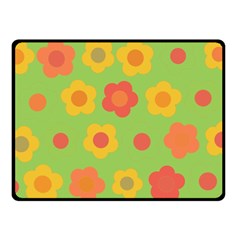 Floral Pattern Fleece Blanket (small)